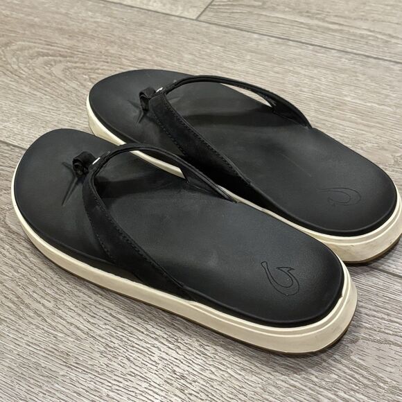 Olukai Nu'a Pi'o Sandals Women's 9 Black Wet Grip Rubber Flip Flops 20445 - Picture 2 of 4